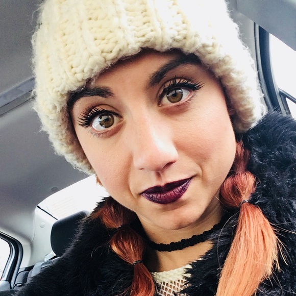 Meet your Posher, MacKenzie - Picture 3 of 6